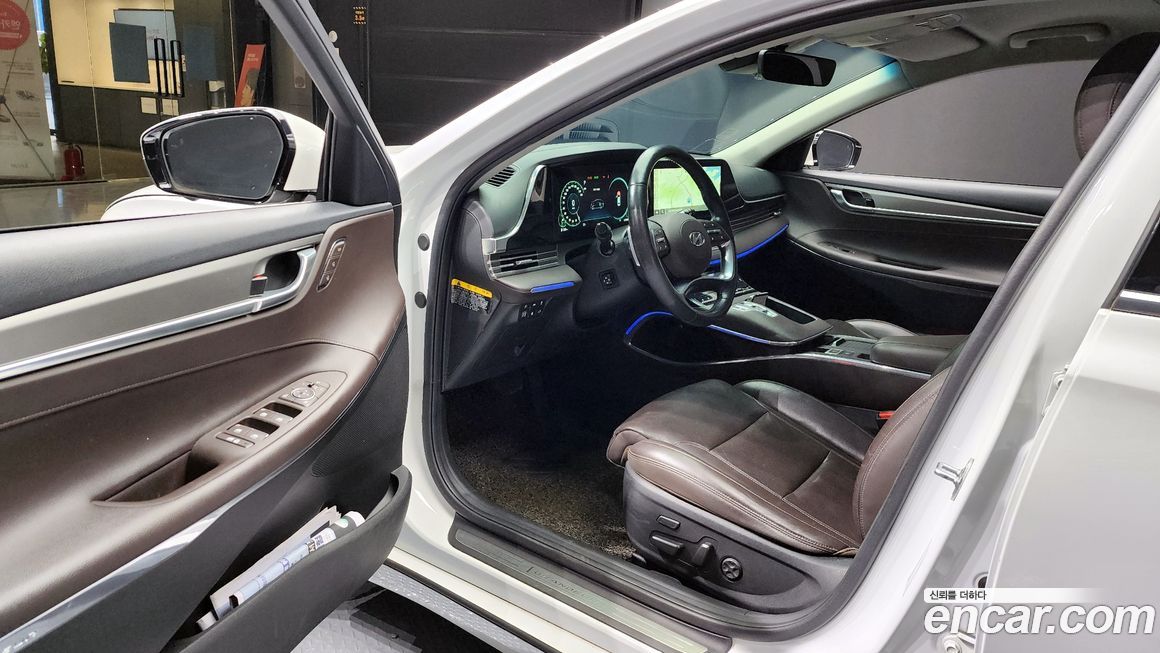 Hyundai Grandeur 2020