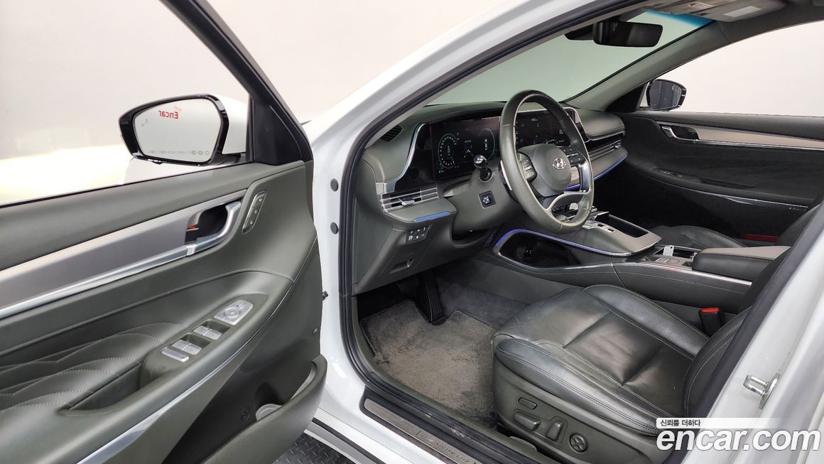 Hyundai Grandeur 2020