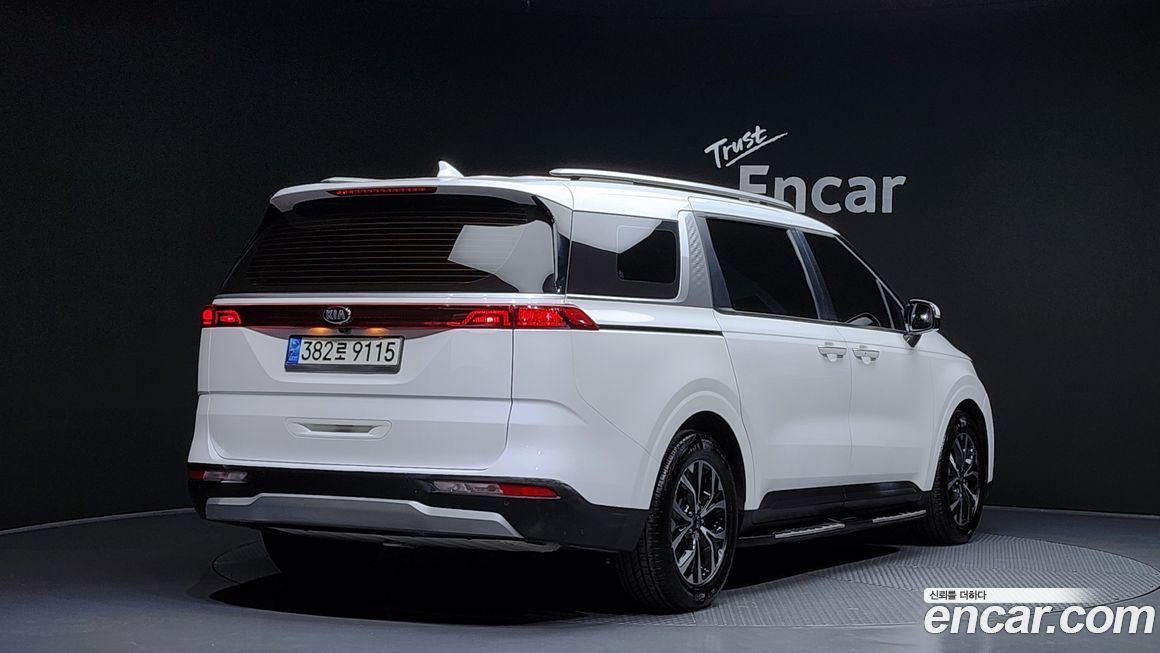 Kia Canival 2021