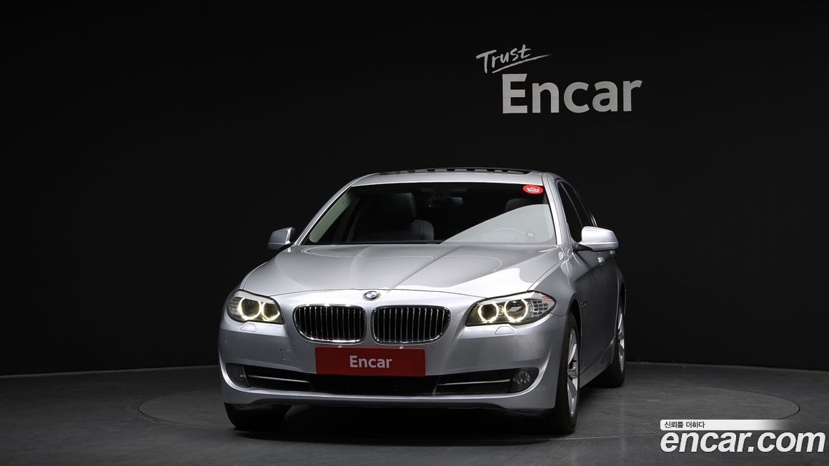 BMW 5-Series 2011