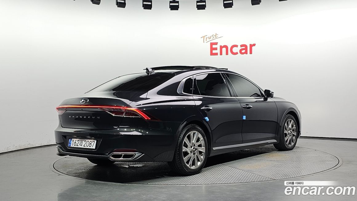 Hyundai Grandeur 2021