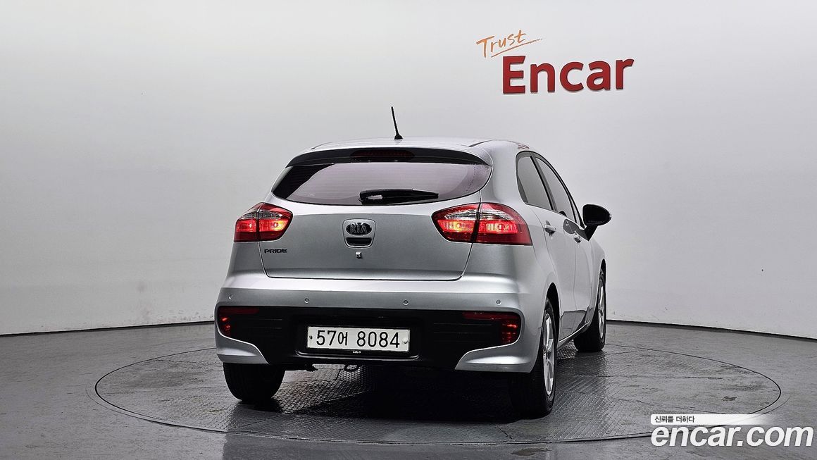 Kia pride 2017