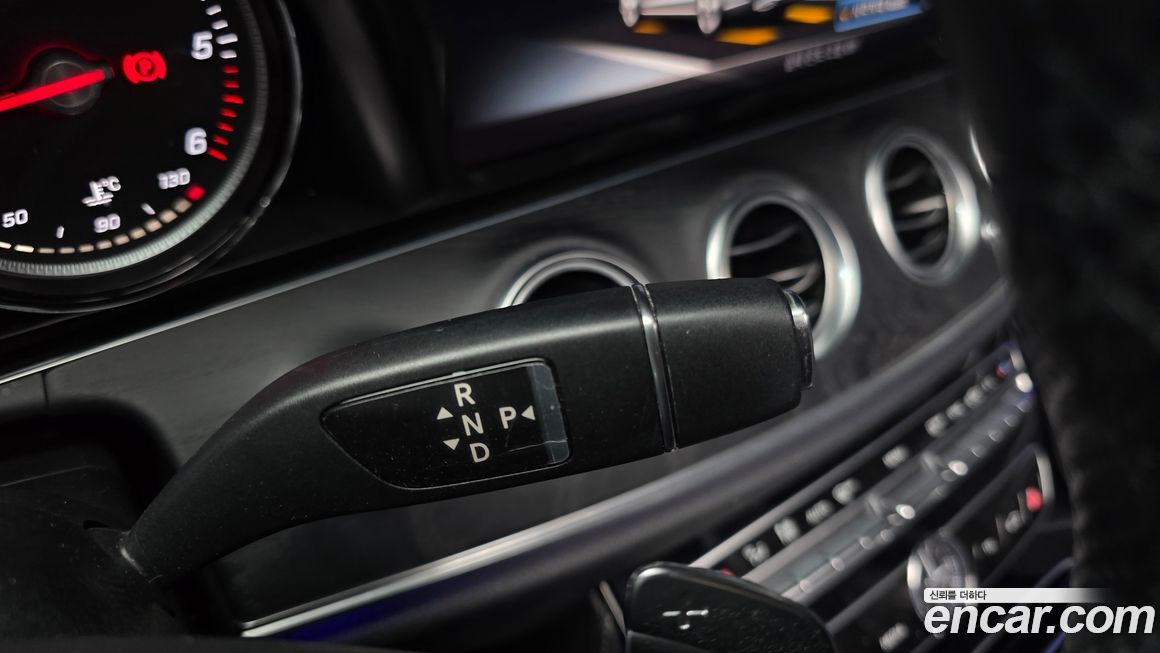 Mercedes-Benz E-Class 2018