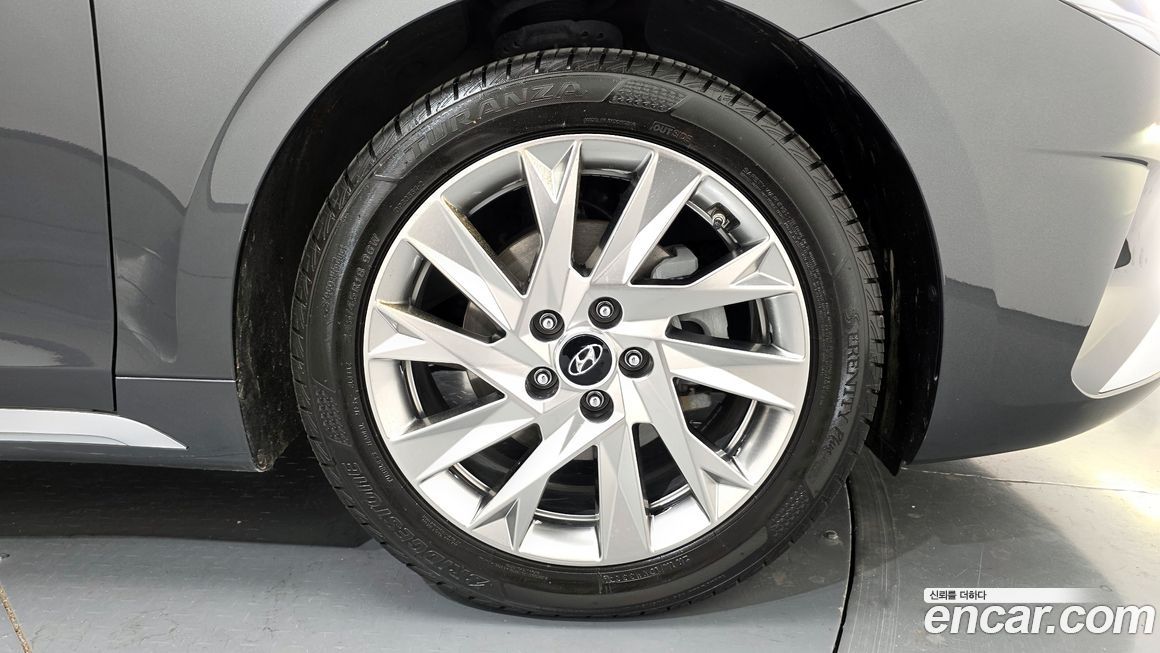 Hyundai Grandeur 2021