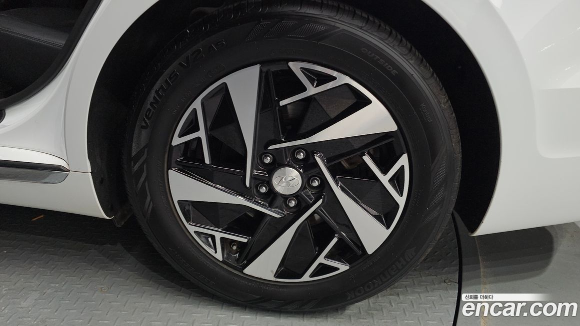 Hyundai Grandeur 2021