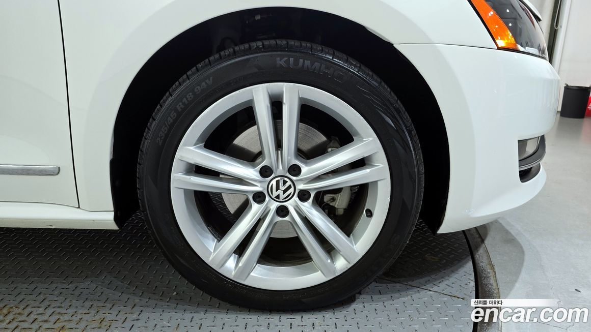 Volkswagen Passat 2012