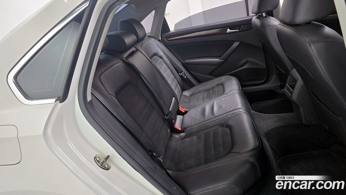 Volkswagen Passat 2012