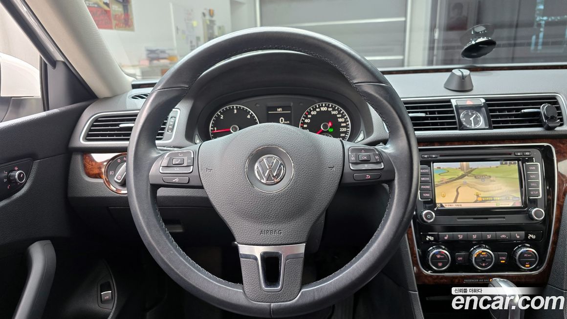 Volkswagen Passat 2012