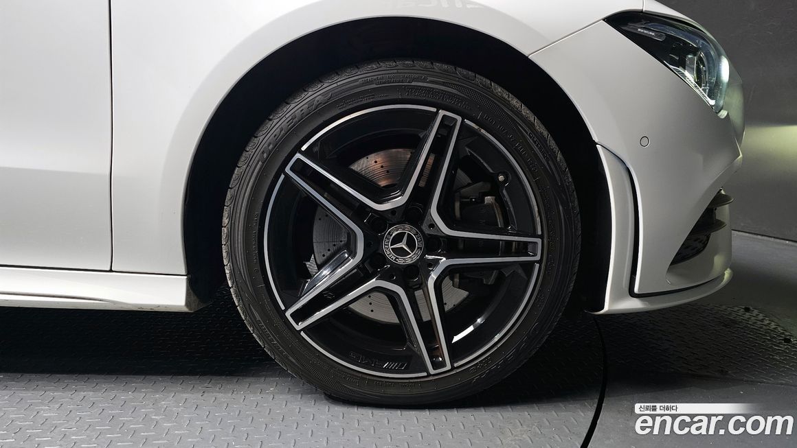 Mercedes-Benz CLA-Class 2020