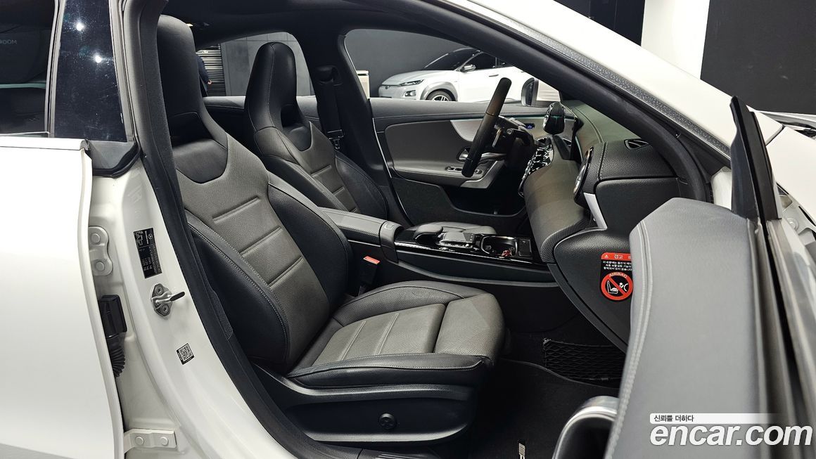 Mercedes-Benz CLA-Class 2020