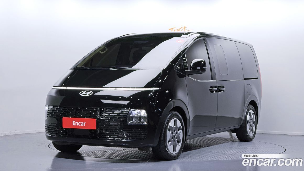 Hyundai Staria 2025
