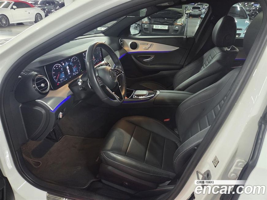 Mercedes-Benz E-Class 2021