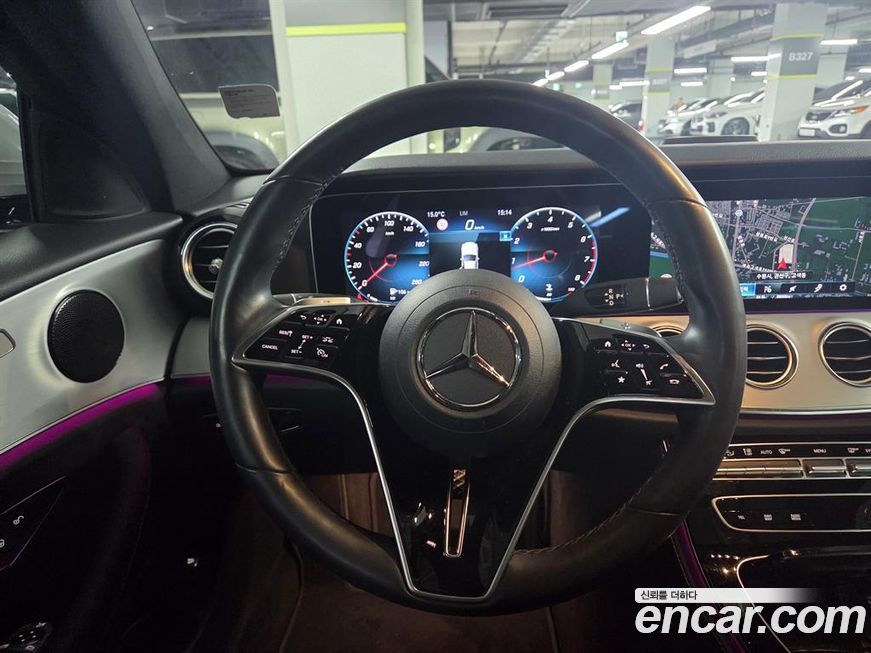 Mercedes-Benz E-Class 2021