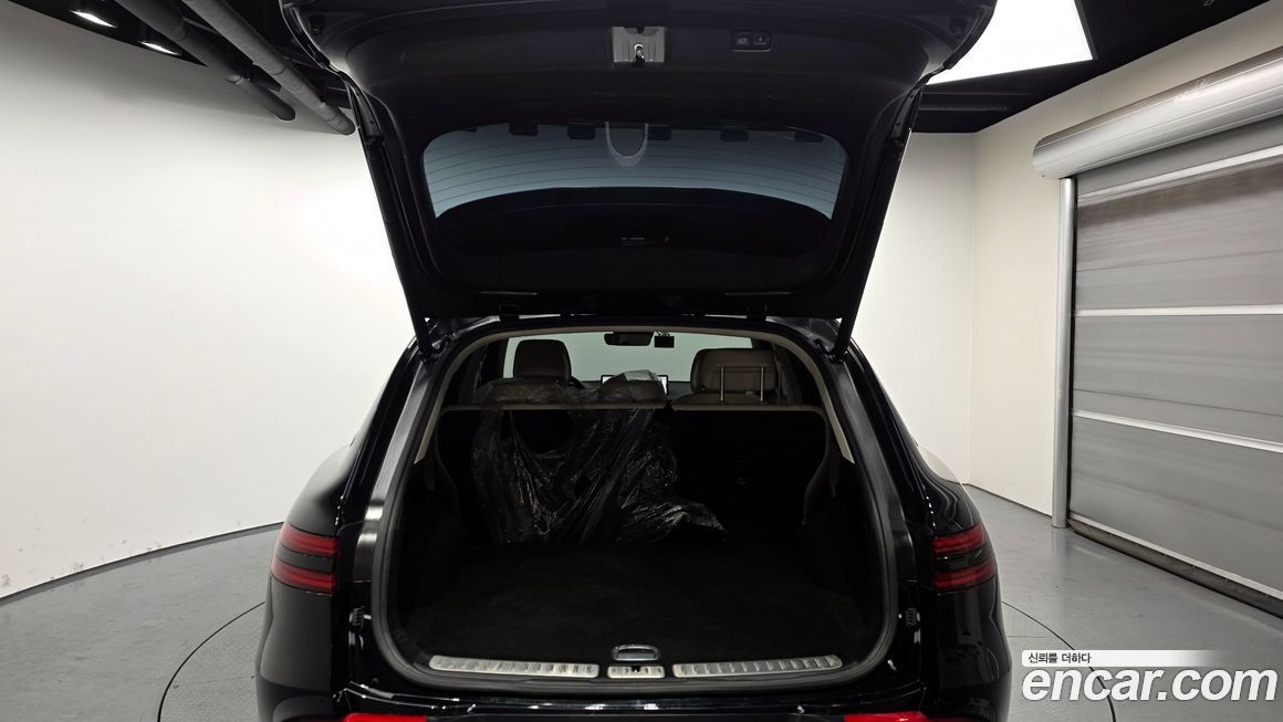 Genesis GV70 2023