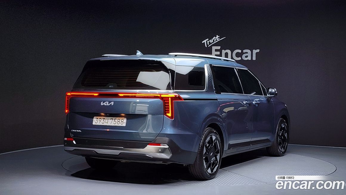 Kia Canival 2024