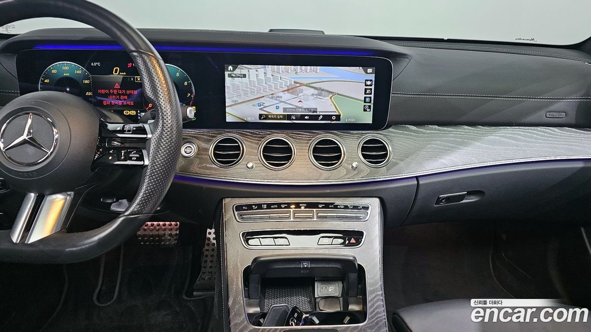 Mercedes-Benz E-Class 2021