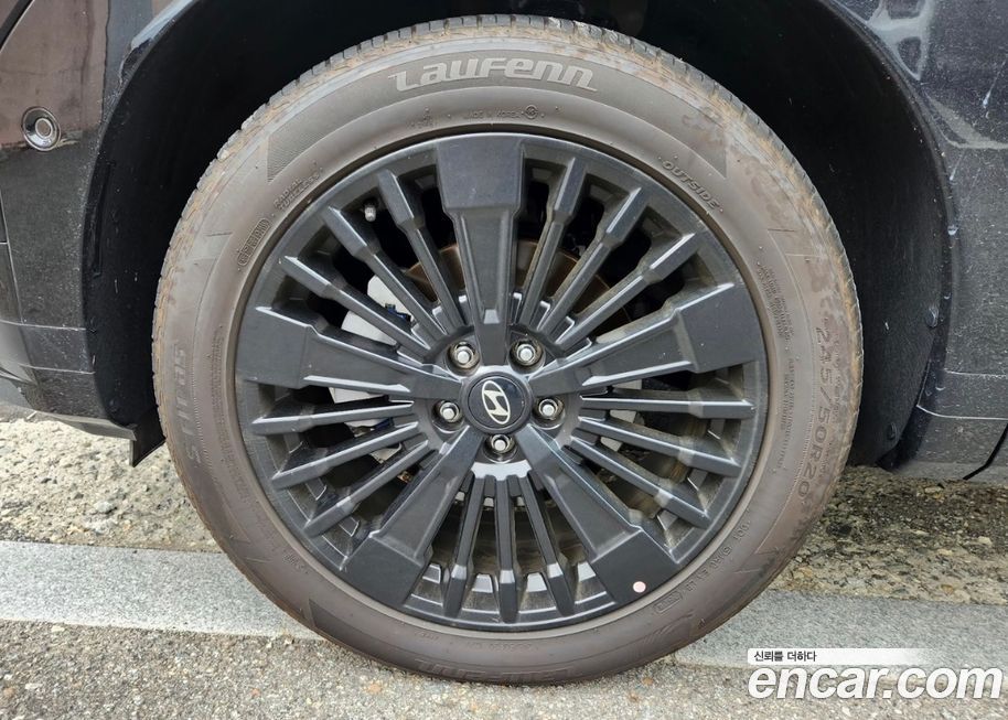 Hyundai Santafe 2024