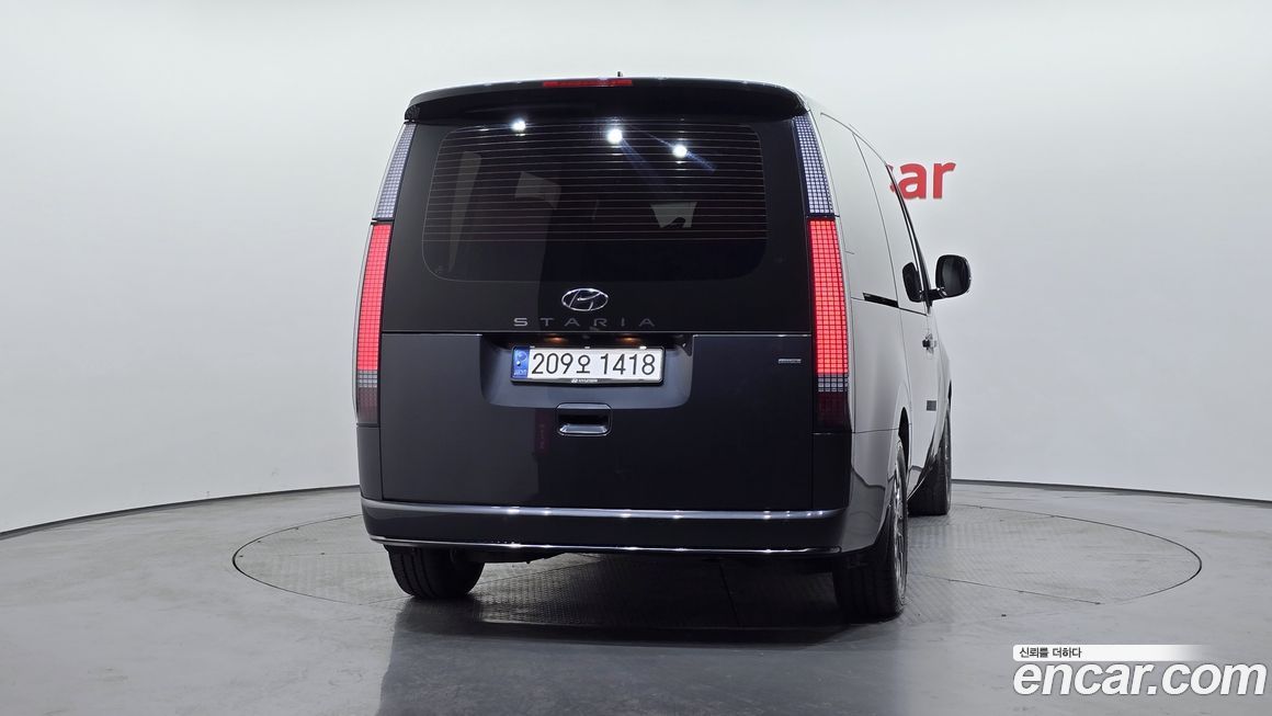 Hyundai Staria 2023