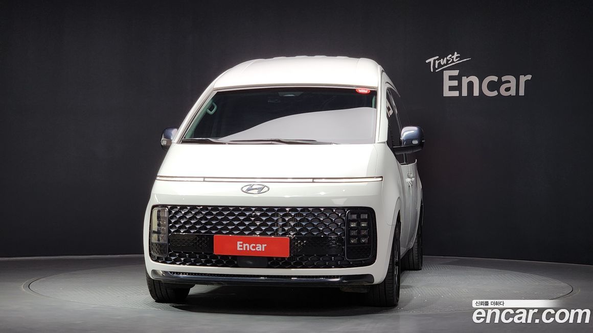 Hyundai Staria 2022