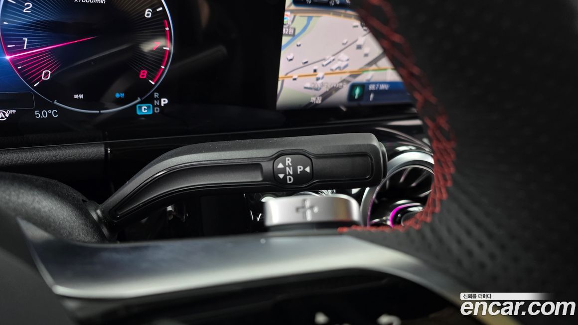 Mercedes-Benz GLA-Class 2026