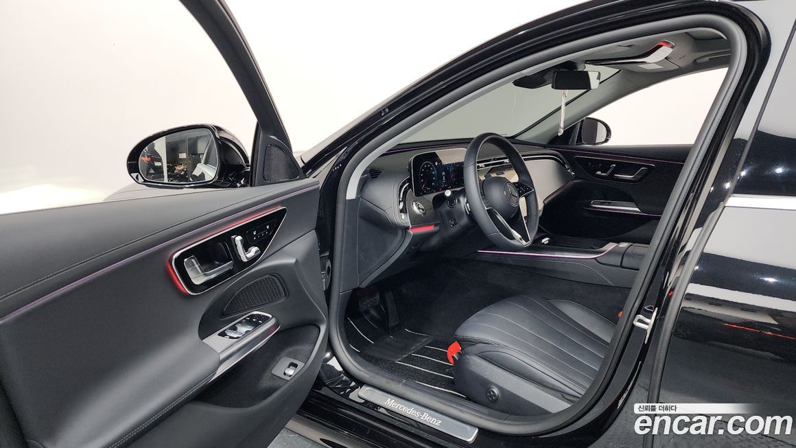 Mercedes-Benz E-Class 2025