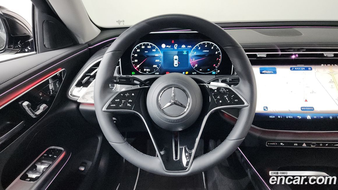 Mercedes-Benz E-Class 2025