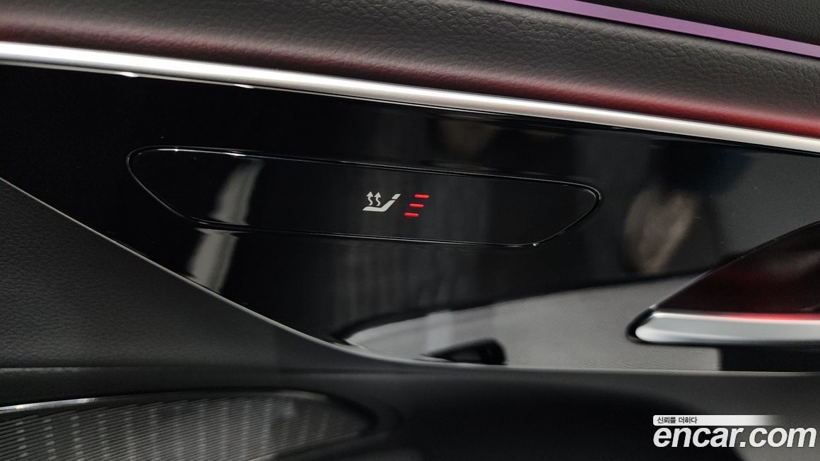 Mercedes-Benz E-Class 2025