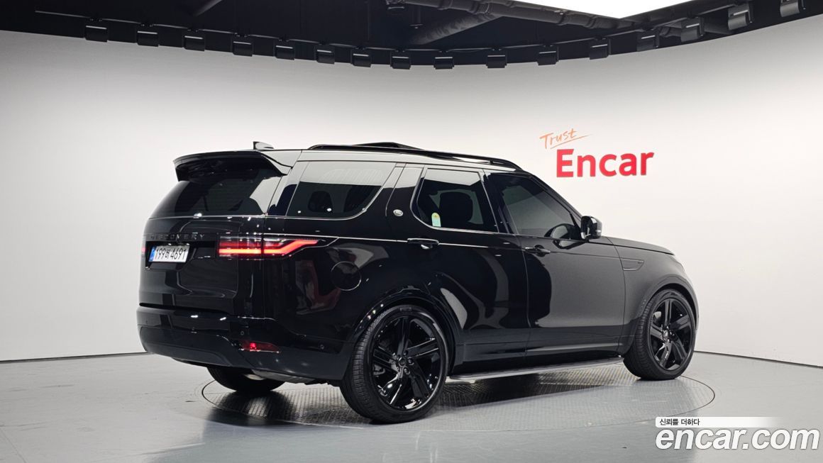 Land Rover Discovery 2025