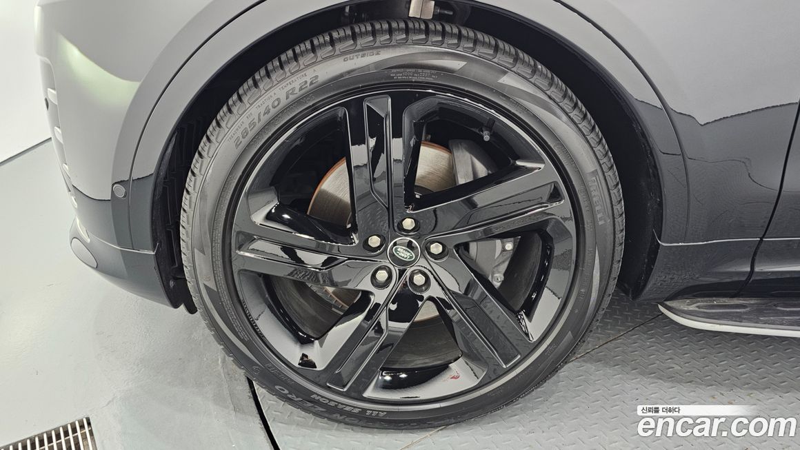 Land Rover Discovery 2025