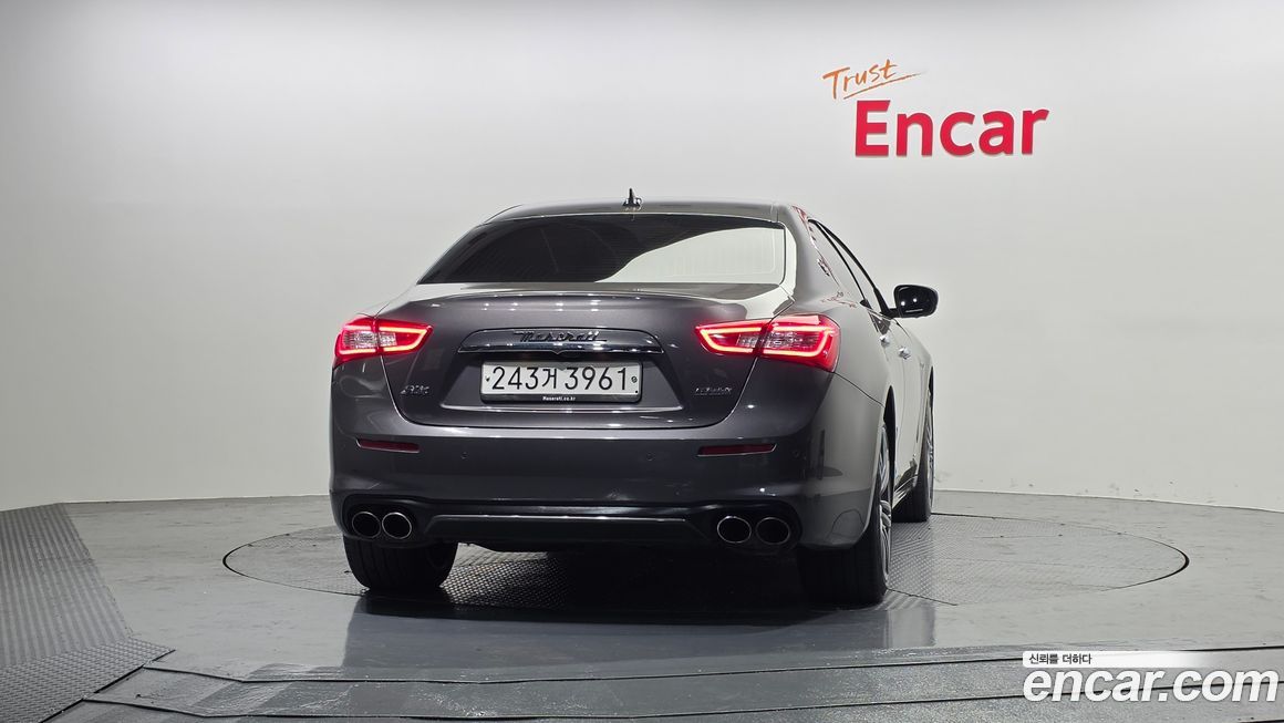 Maserati Ghibli 2019