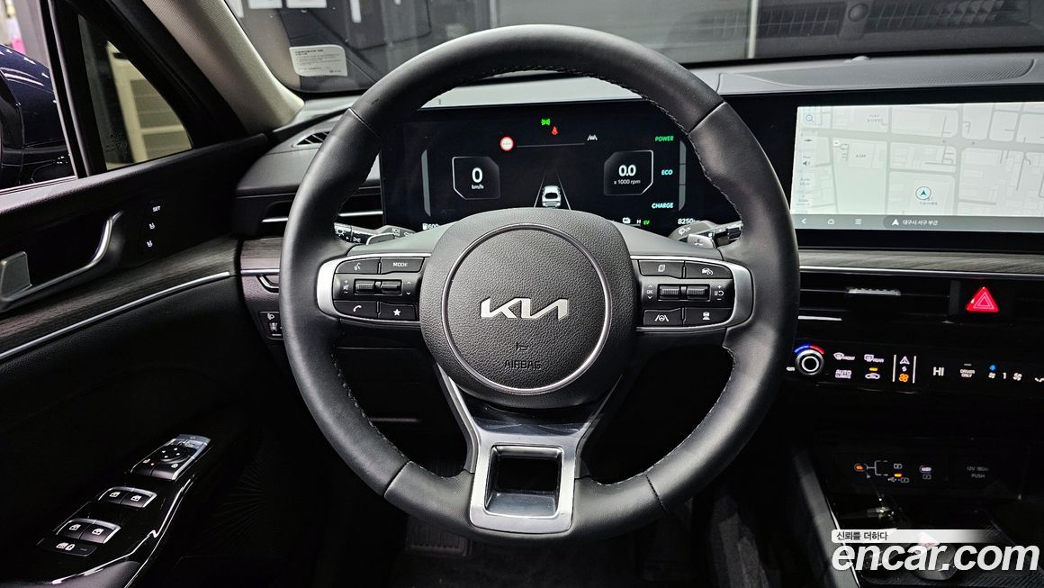 Kia K5 2025