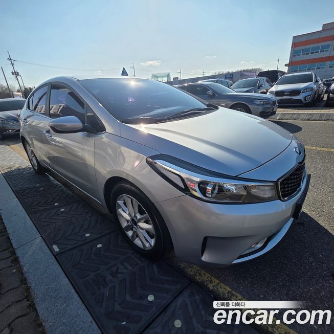 Kia K3 2016
