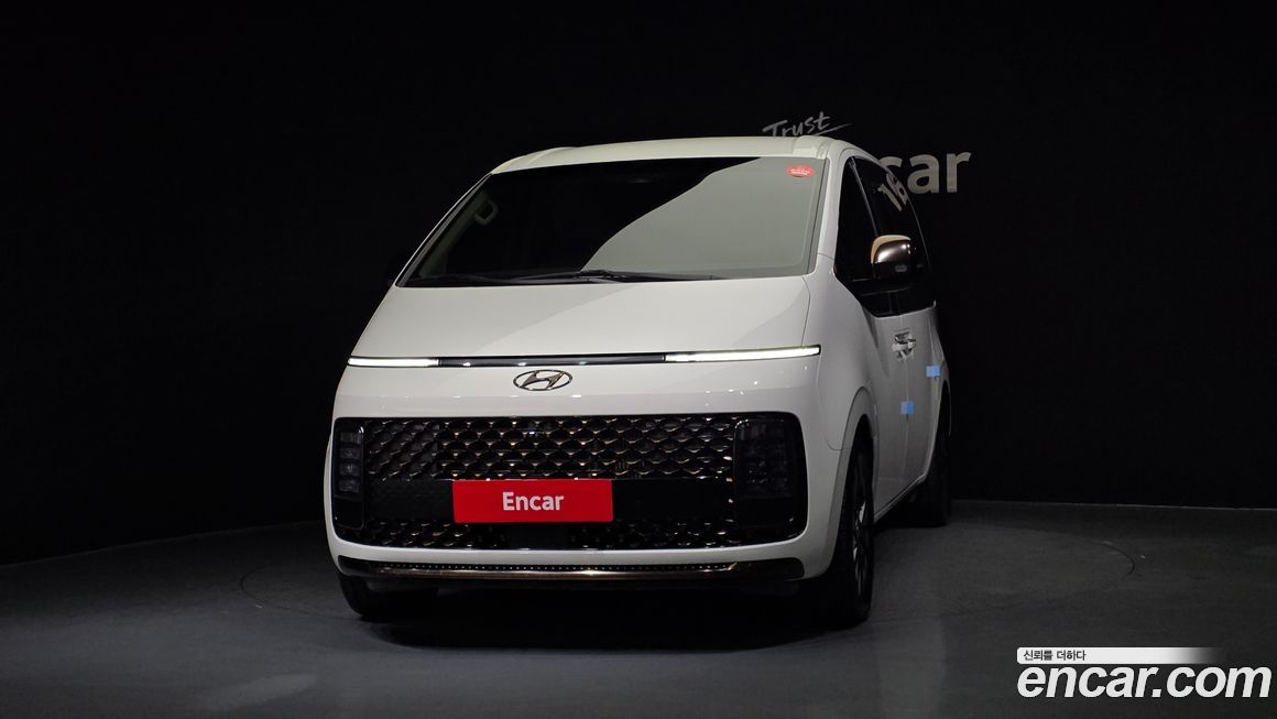 Hyundai Staria 2022