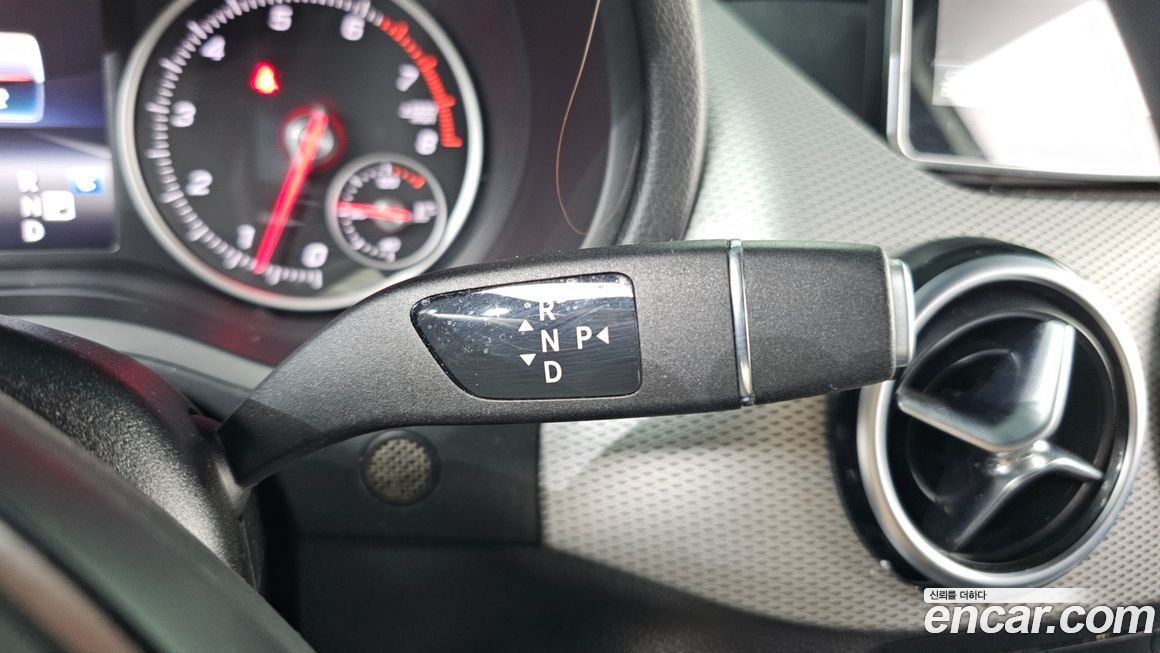 Mercedes-Benz B-Class 2018