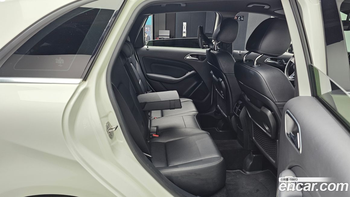 Mercedes-Benz B-Class 2018