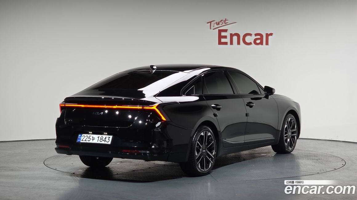 Kia K8 2025