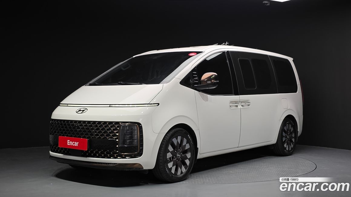 Hyundai Staria 2022