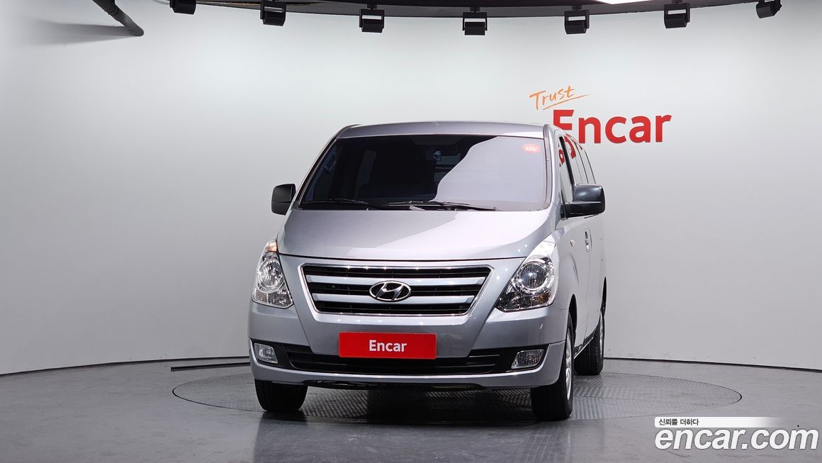 Hyundai Starex 2018