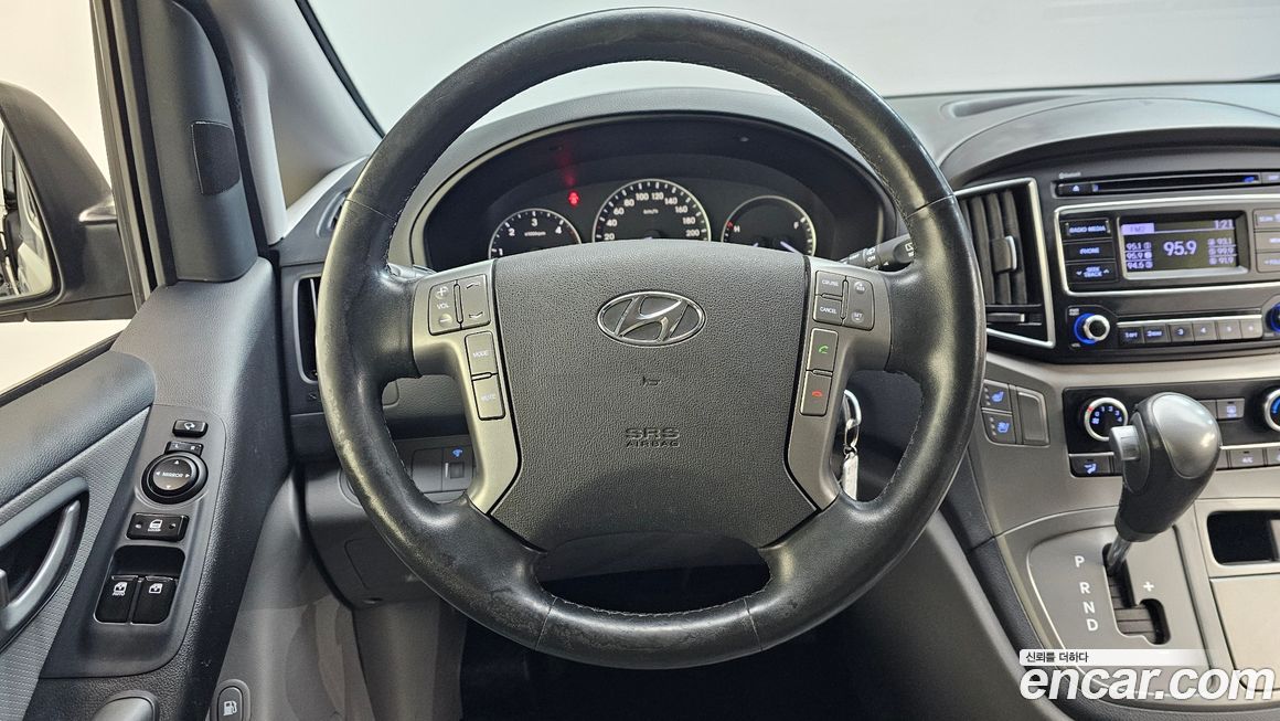 Hyundai Starex 2018