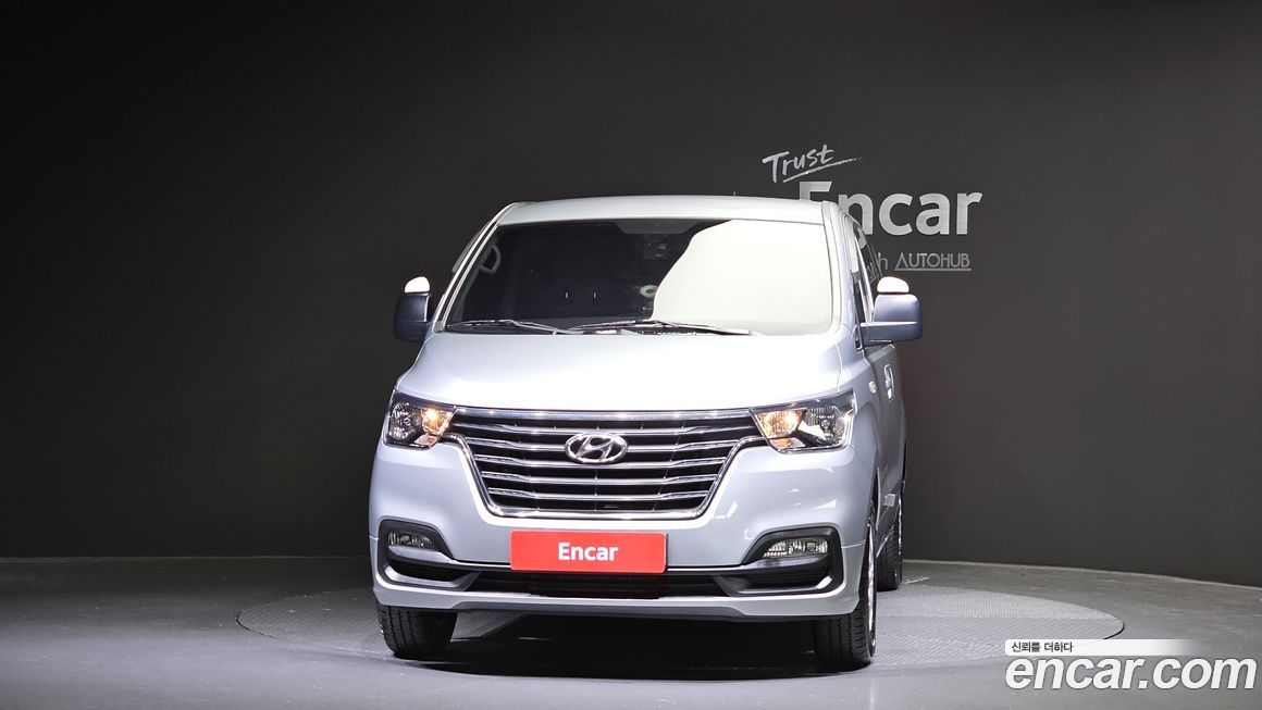 Hyundai Starex 2019