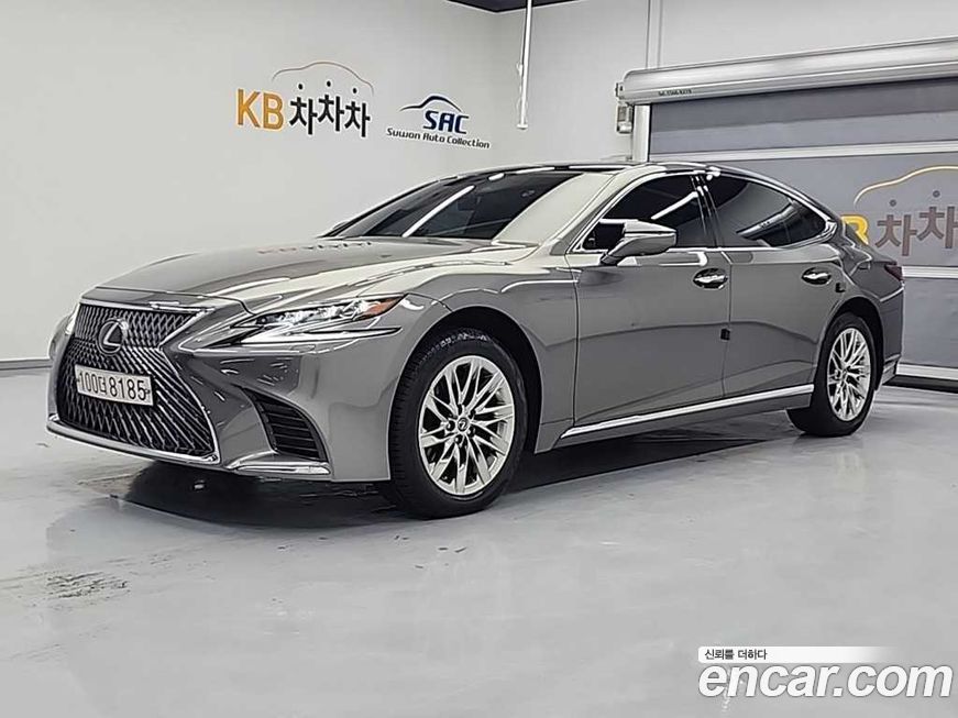 Lexus LS 2019