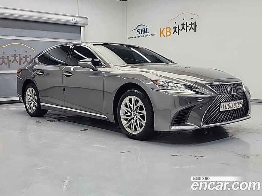 Lexus LS 2019