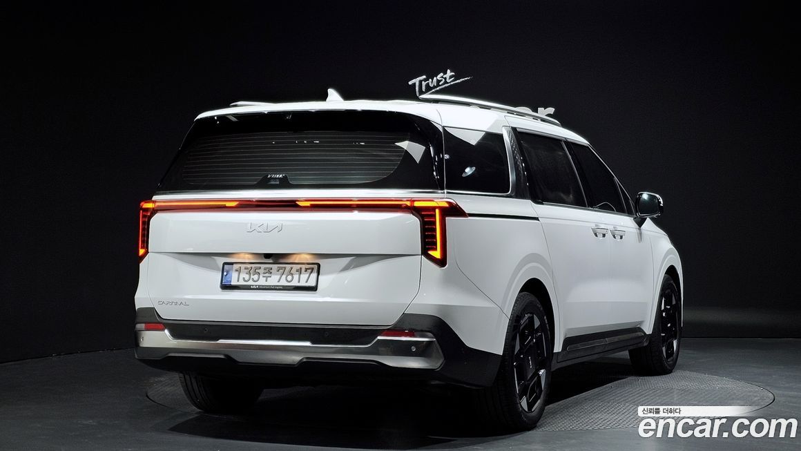 Kia Canival 2025