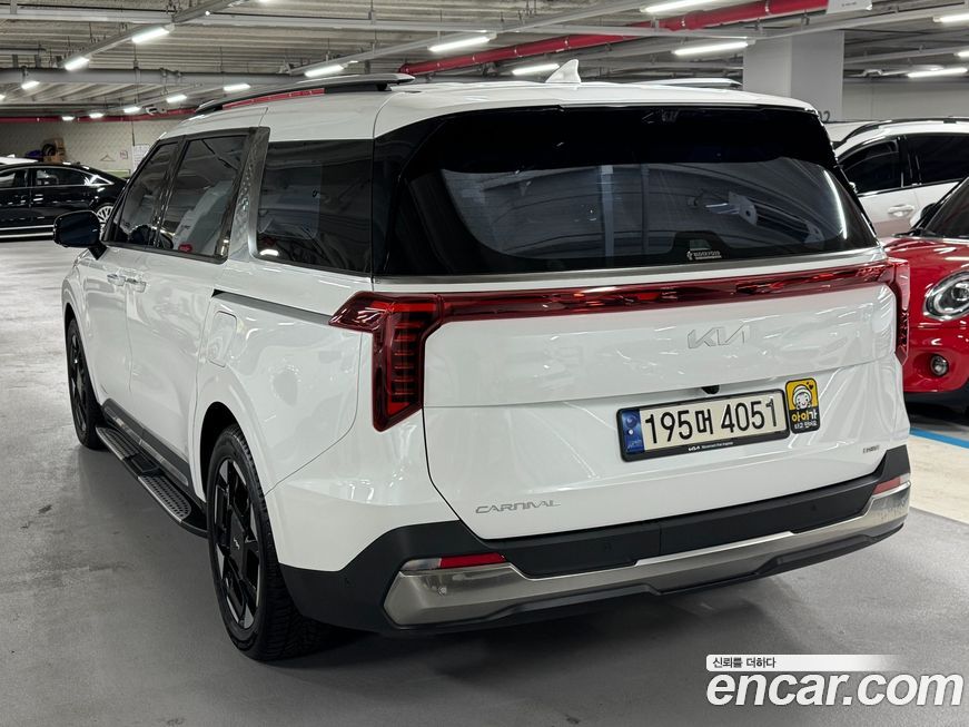 Kia Canival 2024