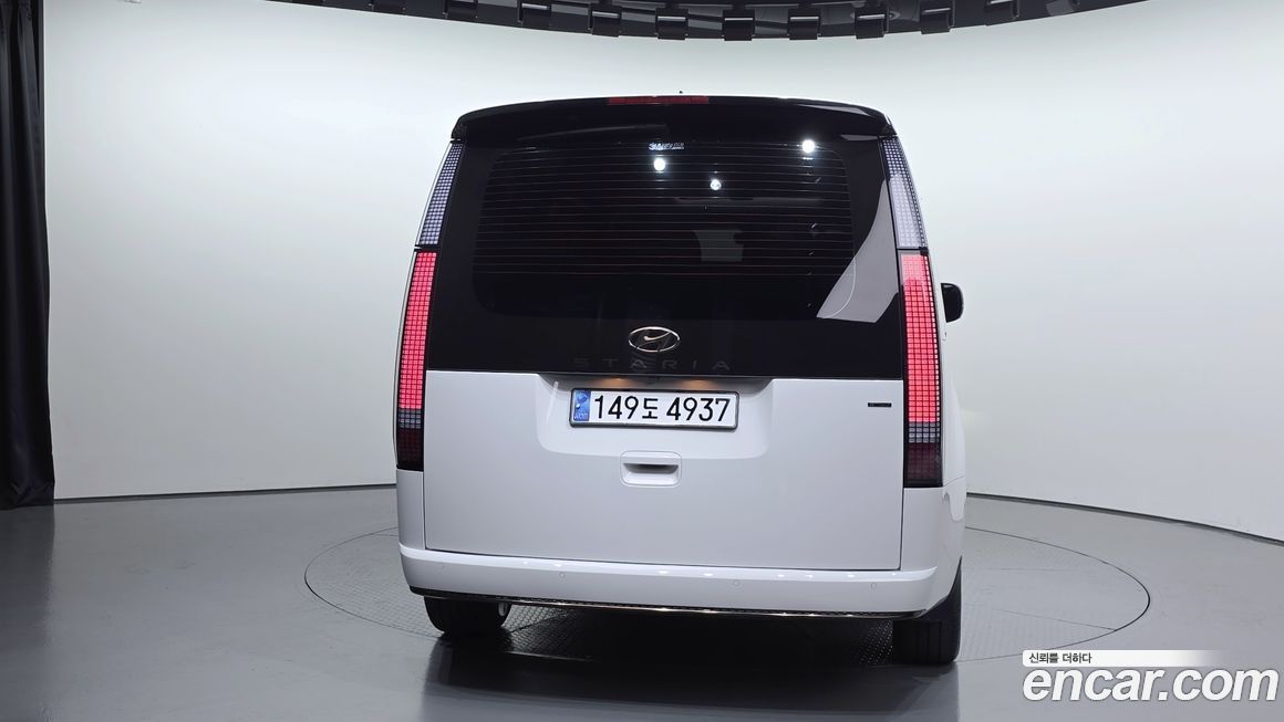 Hyundai Staria 2024