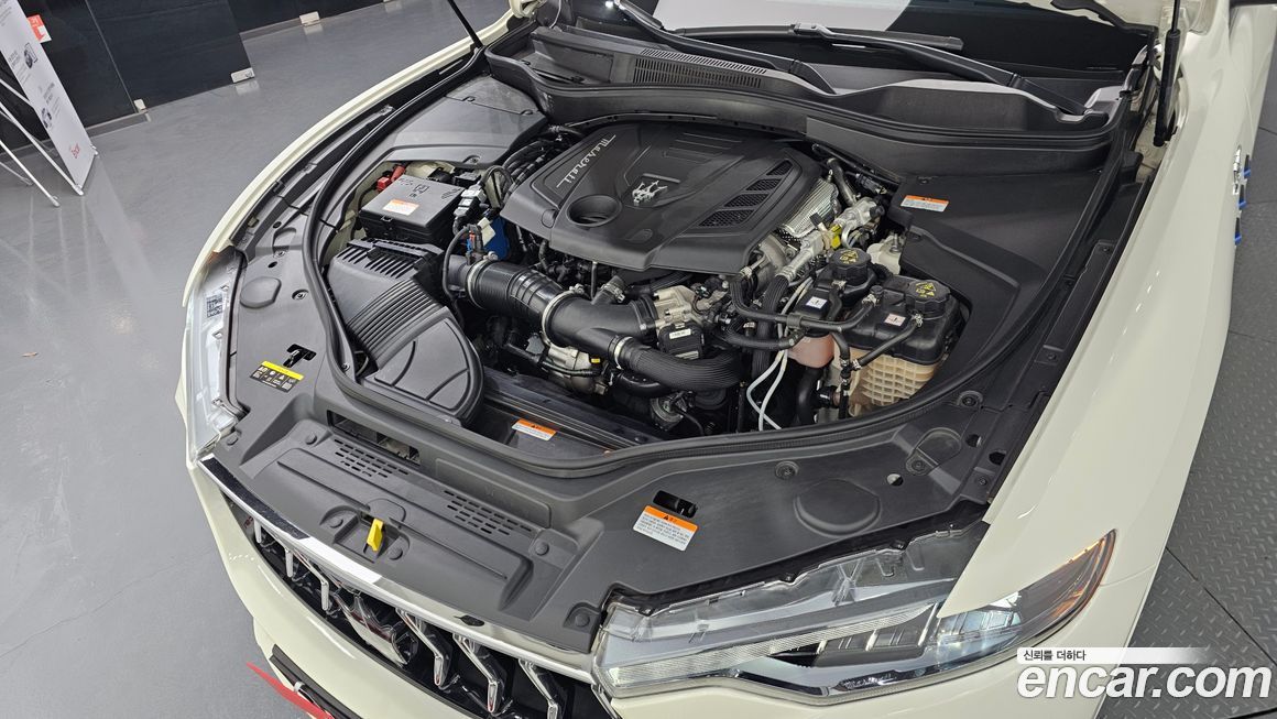 Maserati Levante 2022