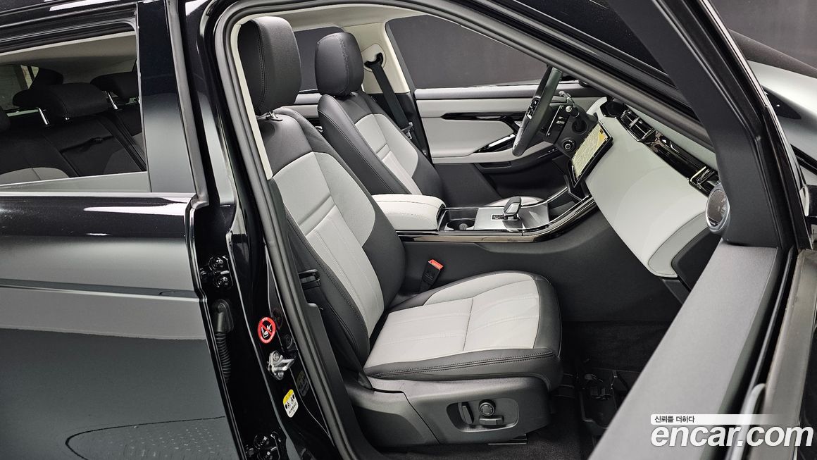 Land Rover Range Rover Evoque 2025