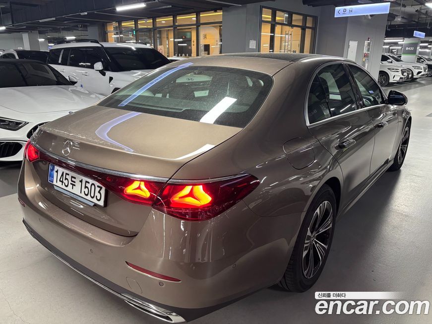 Mercedes-Benz E-Class 2025