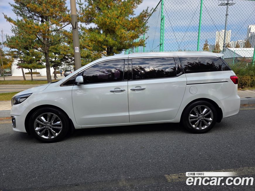 Kia Canival 2016