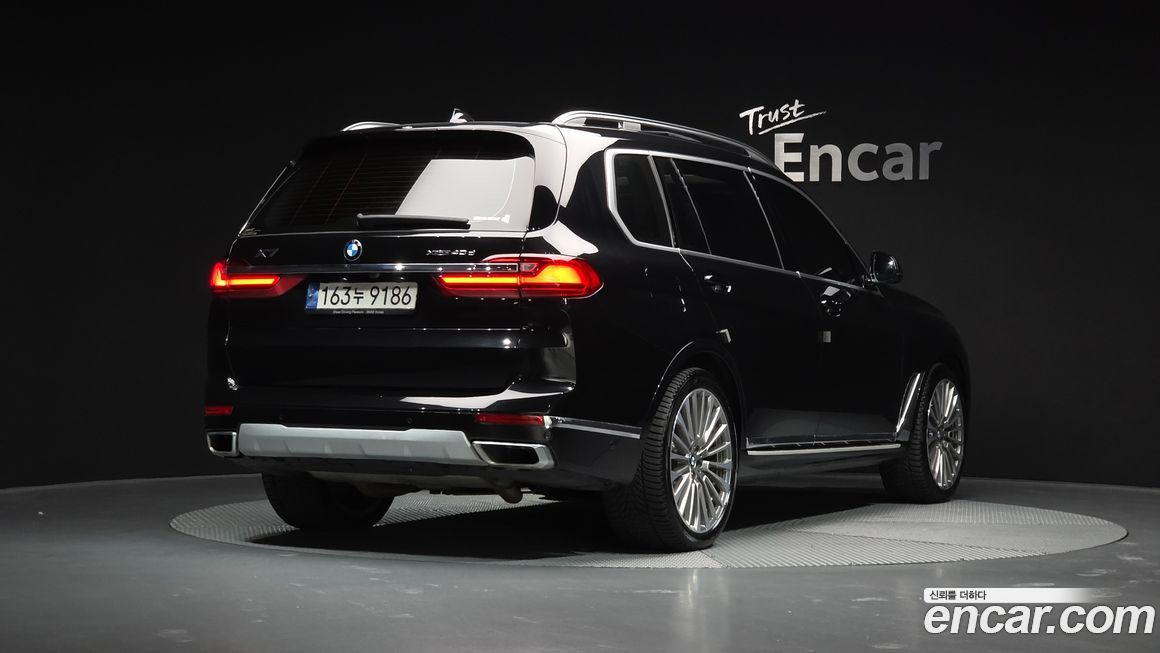 BMW X7 2022